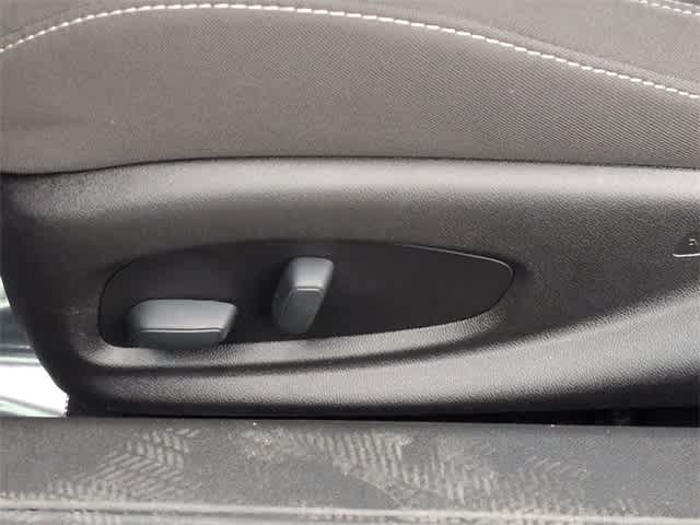 Thumbnail: 2018 Chevrolet Camaro - 18