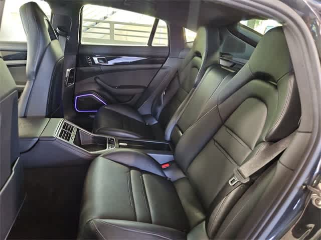 Thumbnail: 2018 Porsche Panamera - 21