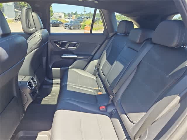 Thumbnail: 2025 Mercedes-Benz GLC - 21