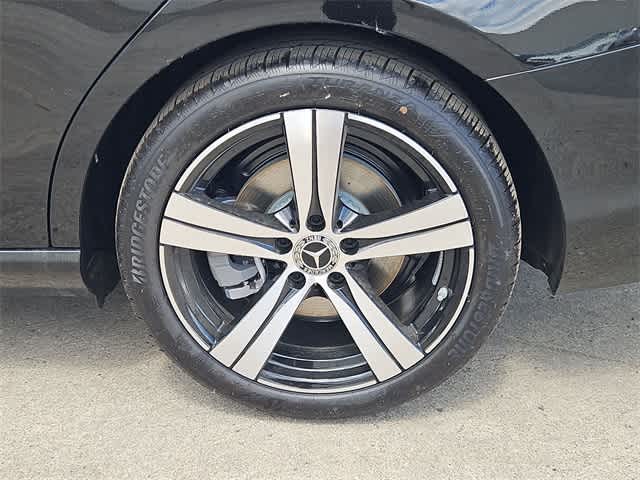 Thumbnail: 2025 Mercedes-Benz C-Class - 14