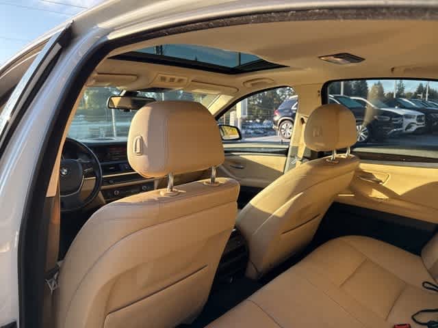 Thumbnail: 2016 BMW 5 Series - 10