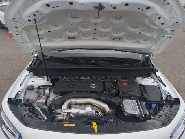 Thumbnail: 2026 Mercedes-Benz GLB - 15