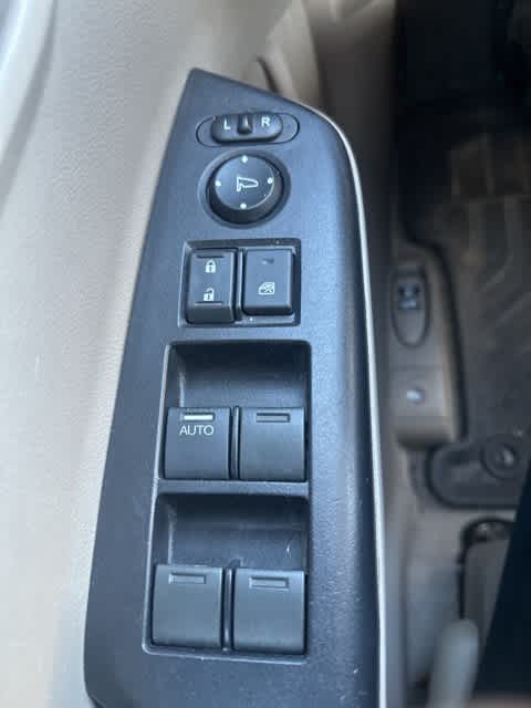 Thumbnail: 2012 Honda Civic - 14