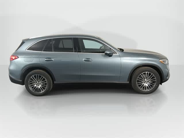 Thumbnail: 2026 Mercedes-Benz GLC - 9