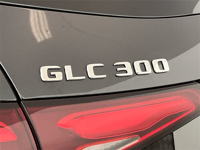 2024 Mercedes-Benz GLC 300 13