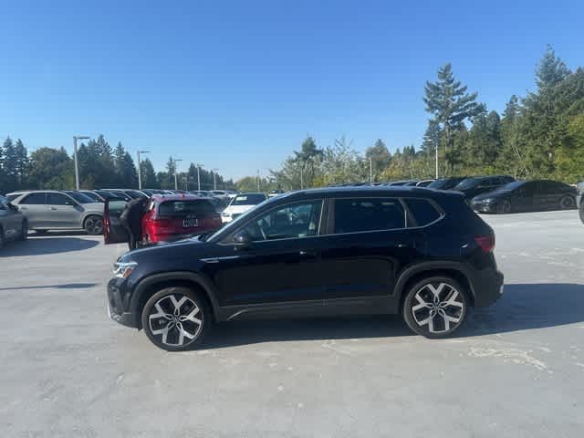 Thumbnail: 2023 Volkswagen Taos - 8