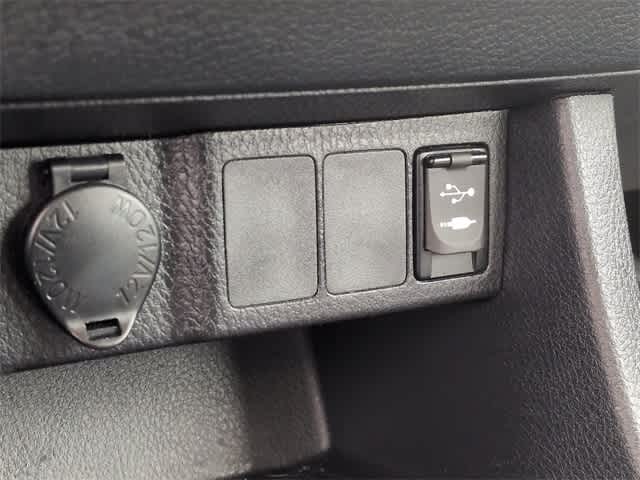 Thumbnail: 2016 Toyota Corolla - 31