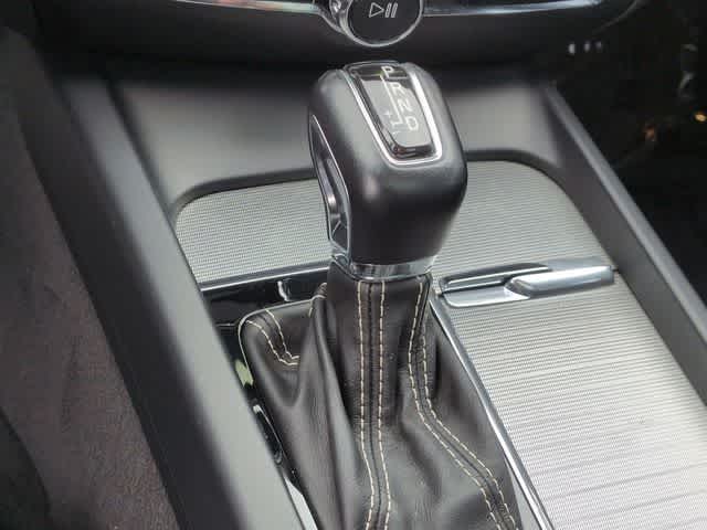 Thumbnail: 2019 Volvo S60 - 35