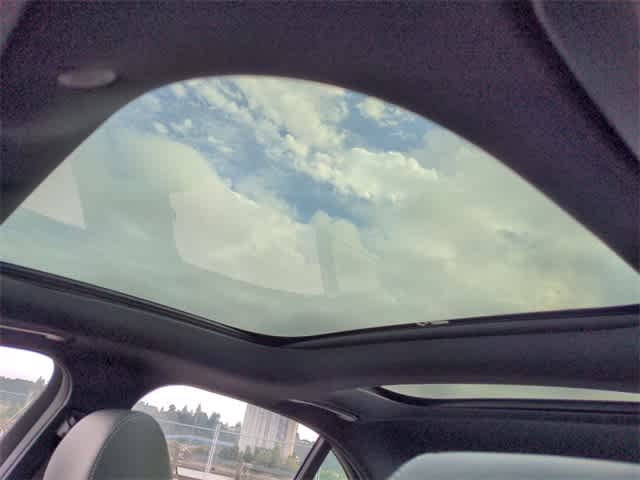 Thumbnail: 2022 Mercedes-Benz E-Class - 26