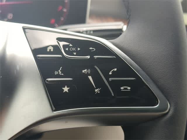 Thumbnail: 2025 Mercedes-Benz GLC - 24