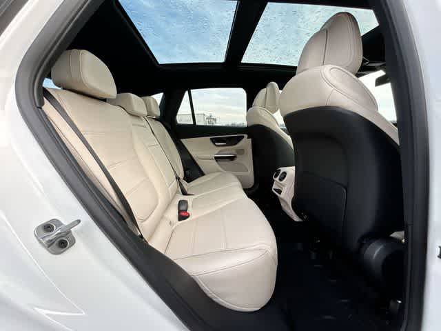 Thumbnail: 2026 Mercedes-Benz GLC - 22