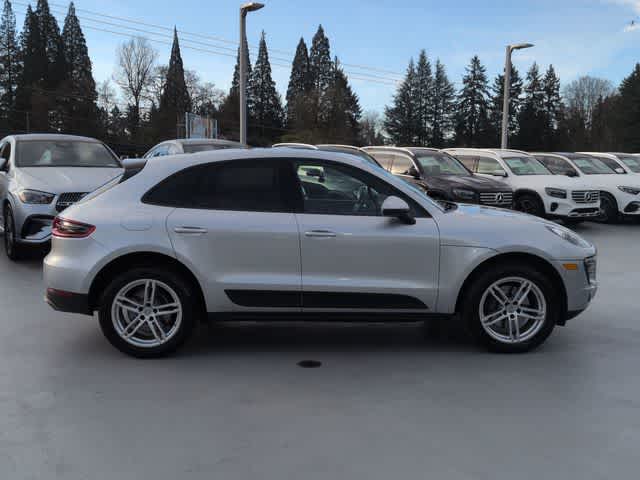 Thumbnail: 2018 Porsche Macan - 9