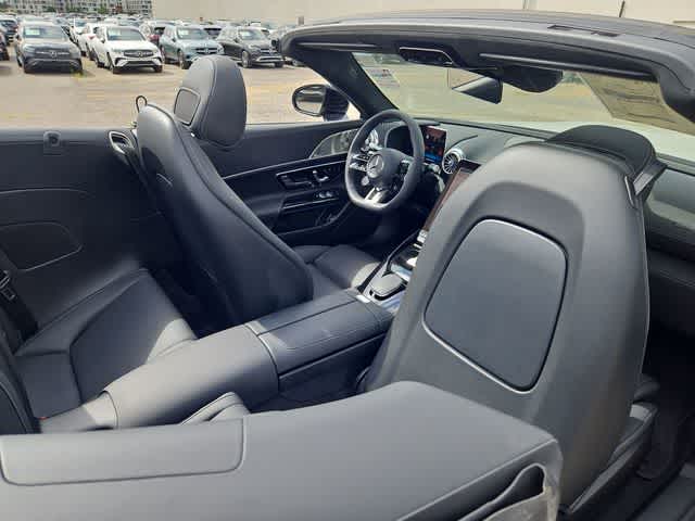 Thumbnail: 2025 Mercedes-Benz SL-Class - 20