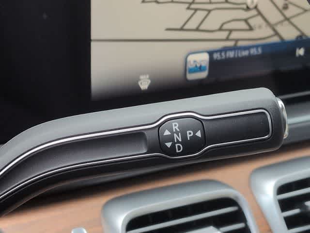 Thumbnail: 2026 Mercedes-Benz GLS - 33