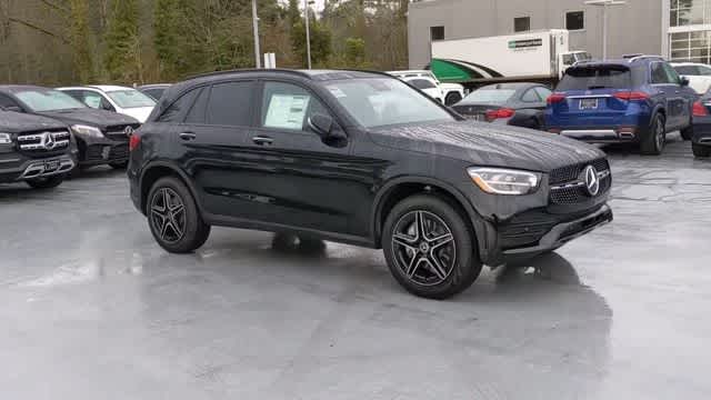 Thumbnail: 2022 Mercedes-Benz GLC - 2