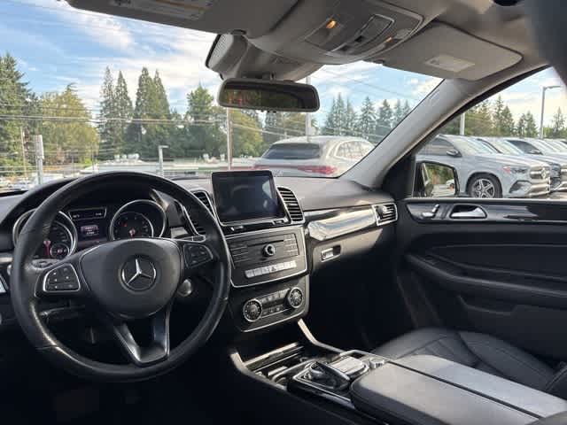 Thumbnail: 2016 Mercedes-Benz GLE - 12