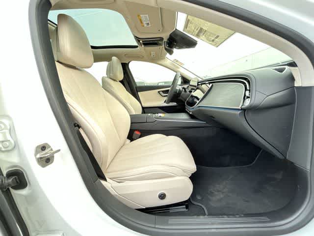 Thumbnail: 2026 Mercedes-Benz E-Class - 24