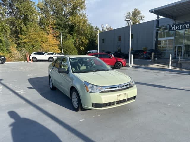 Thumbnail: 2010 Ford Focus - 3
