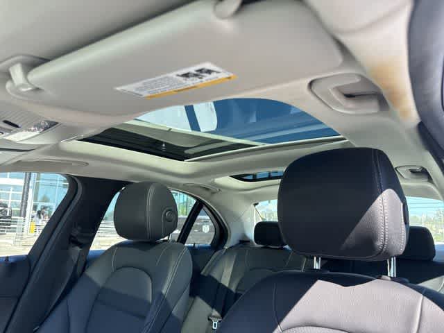 Thumbnail: 2018 Mercedes-Benz C-Class - 14