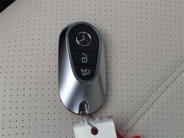 Thumbnail: 2025 Mercedes-Benz C-Class - 35