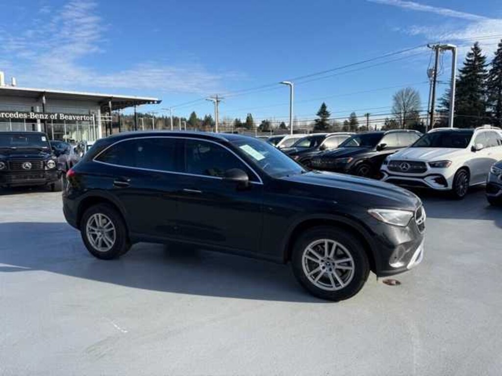 Used 2025 Mercedes-Benz GLC 300 4MATIC SUV