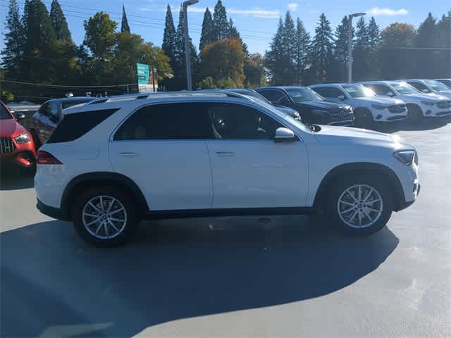 Thumbnail: 2026 Mercedes-Benz GLE - 9