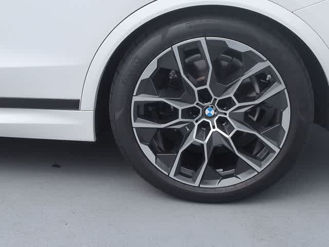Thumbnail: 2024 BMW X7 - 13