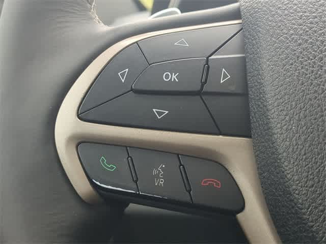 Thumbnail: 2016 Jeep Grand Cherokee - 26