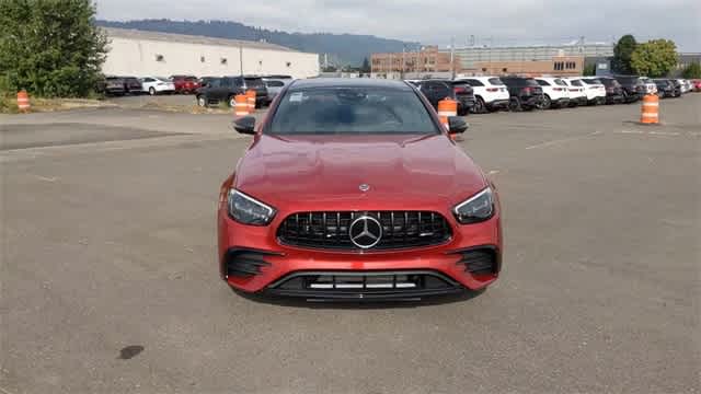 Thumbnail: 2022 Mercedes-Benz E-Class - 3