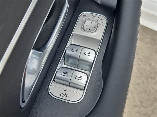 Thumbnail: 2025 Mercedes-Benz GLE - 18