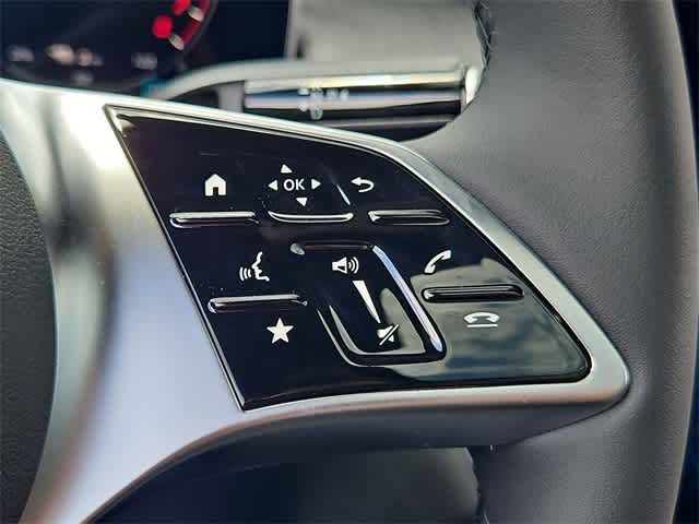 Thumbnail: 2025 Mercedes-Benz GLC - 27