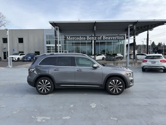 Thumbnail: 2021 Mercedes-Benz GLB - 4