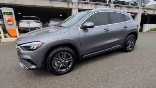 Thumbnail: 2026 Mercedes-Benz GLA - 4