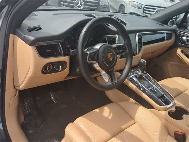 Thumbnail: 2018 Porsche Macan - 10