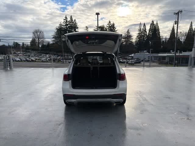 Thumbnail: 2021 Mercedes-Benz GLC - 9