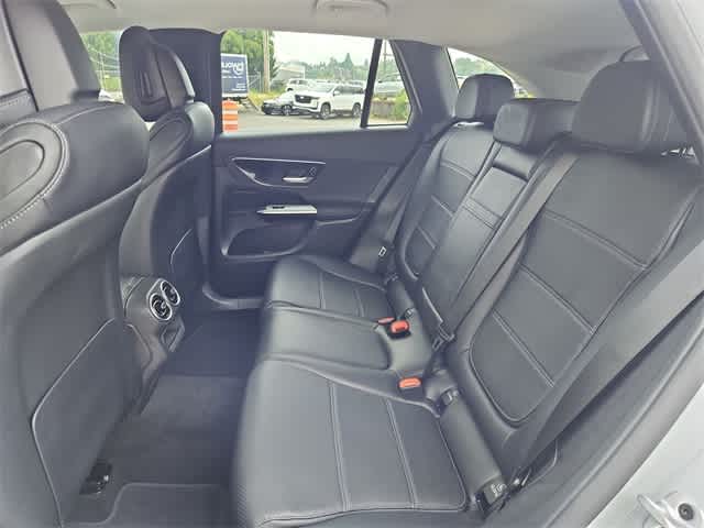 Thumbnail: 2025 Mercedes-Benz GLC - 20