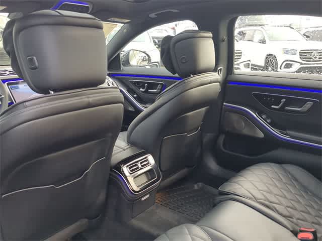 Thumbnail: 2025 Mercedes-Benz S-Class - 19