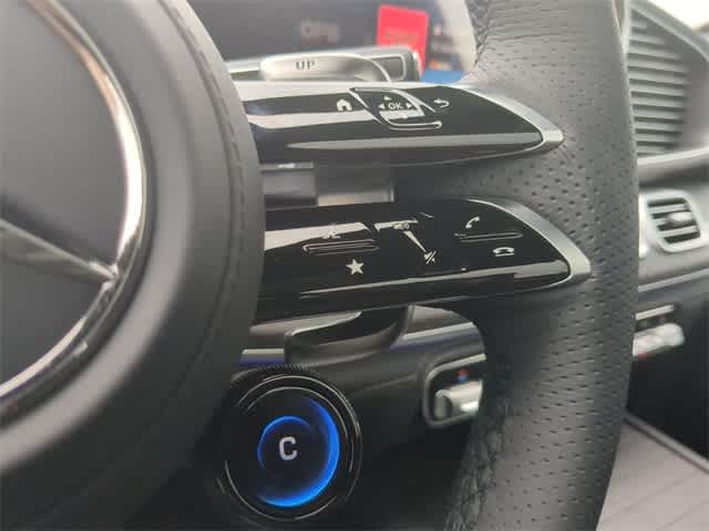 Thumbnail: 2026 Mercedes-Benz GL-Class - 26