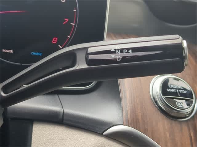 Thumbnail: 2025 Mercedes-Benz GLC - 30