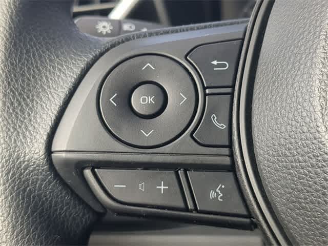 Thumbnail: 2021 Toyota Corolla - 22