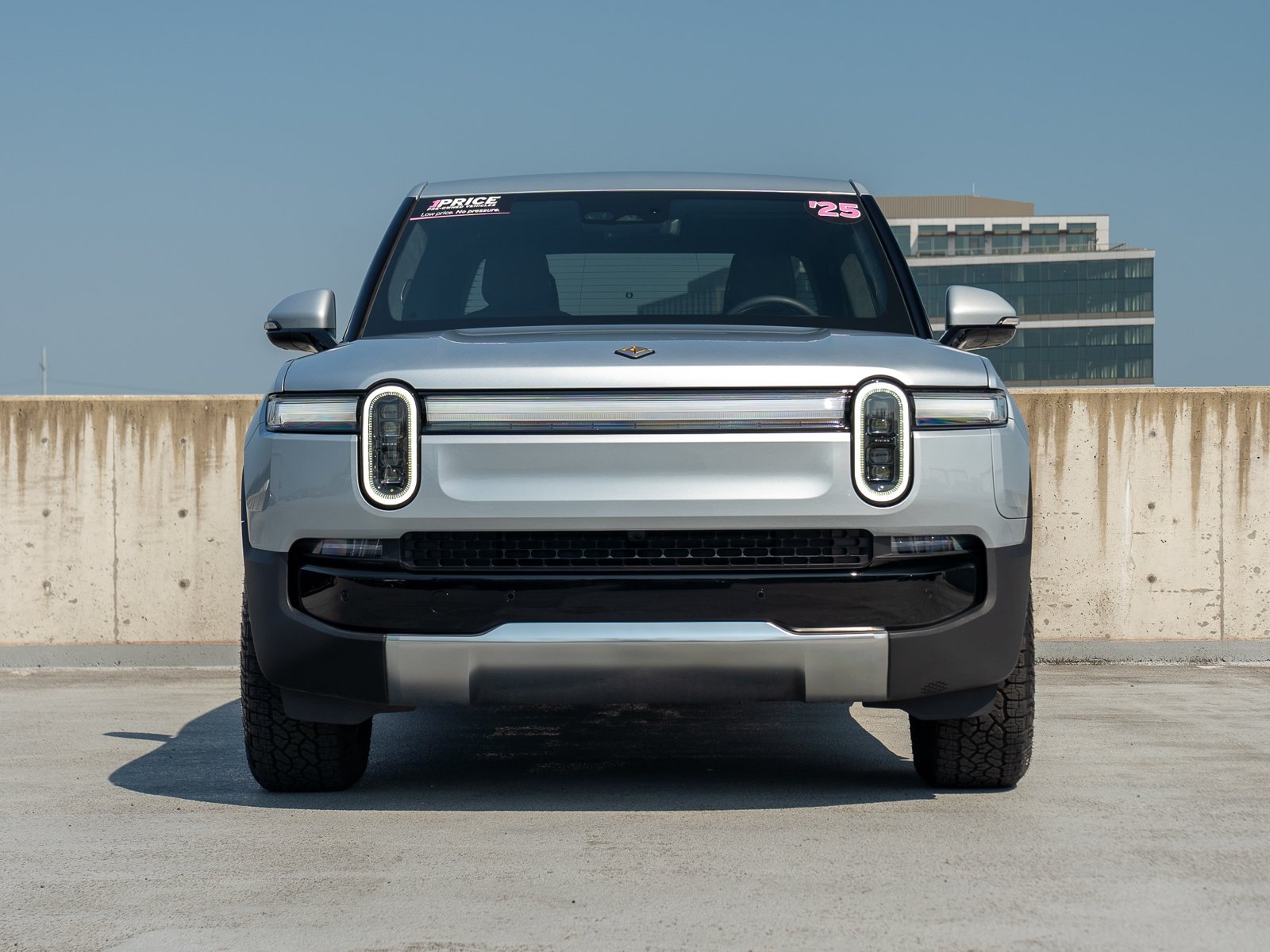 Used 2025 Rivian R1T Adventure with VIN 7FCTGBAAXSN035494 for sale in Bellevue, WA