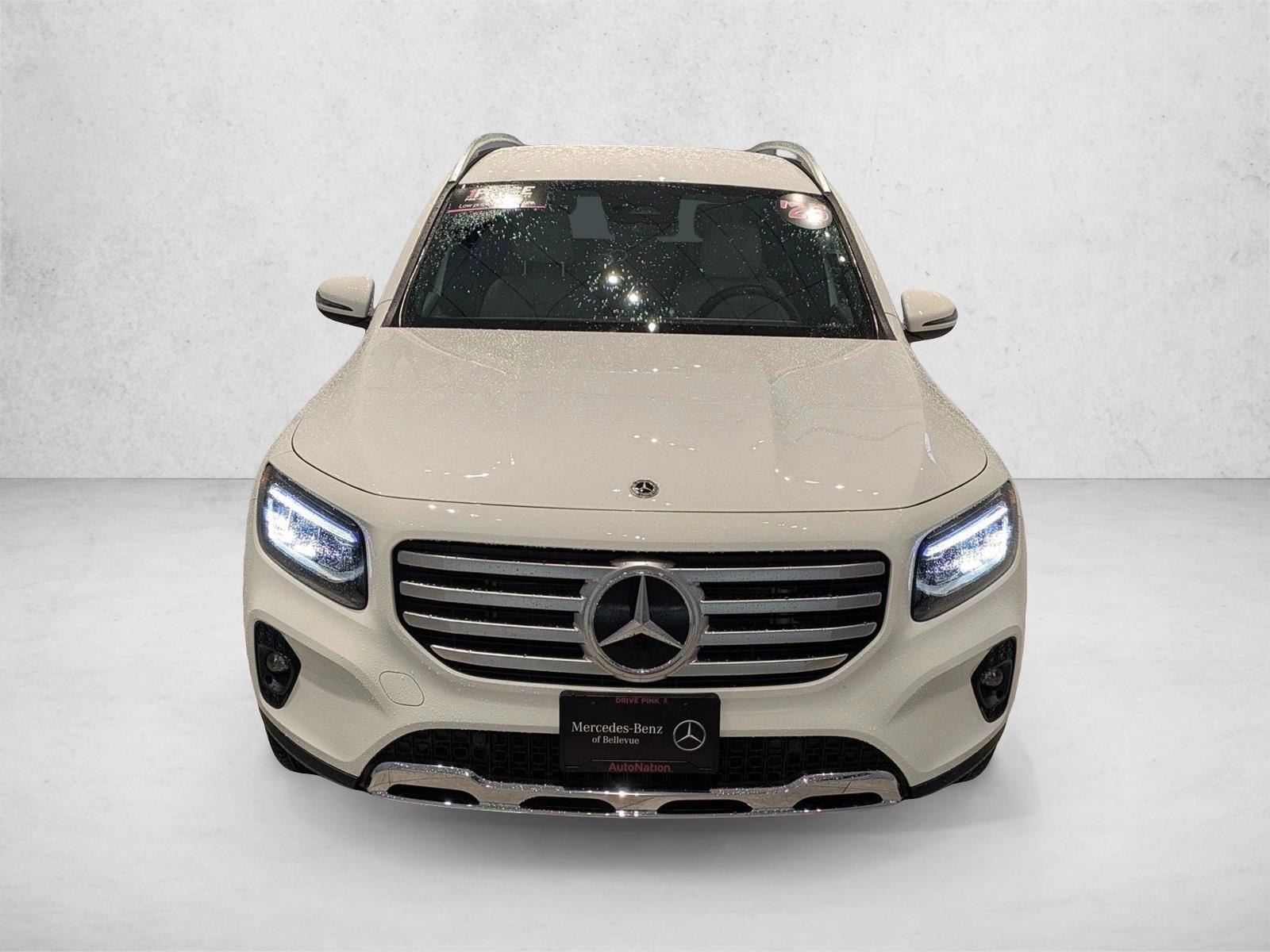 2025 Mercedes Benz GLB 250 4MATIC photo 2