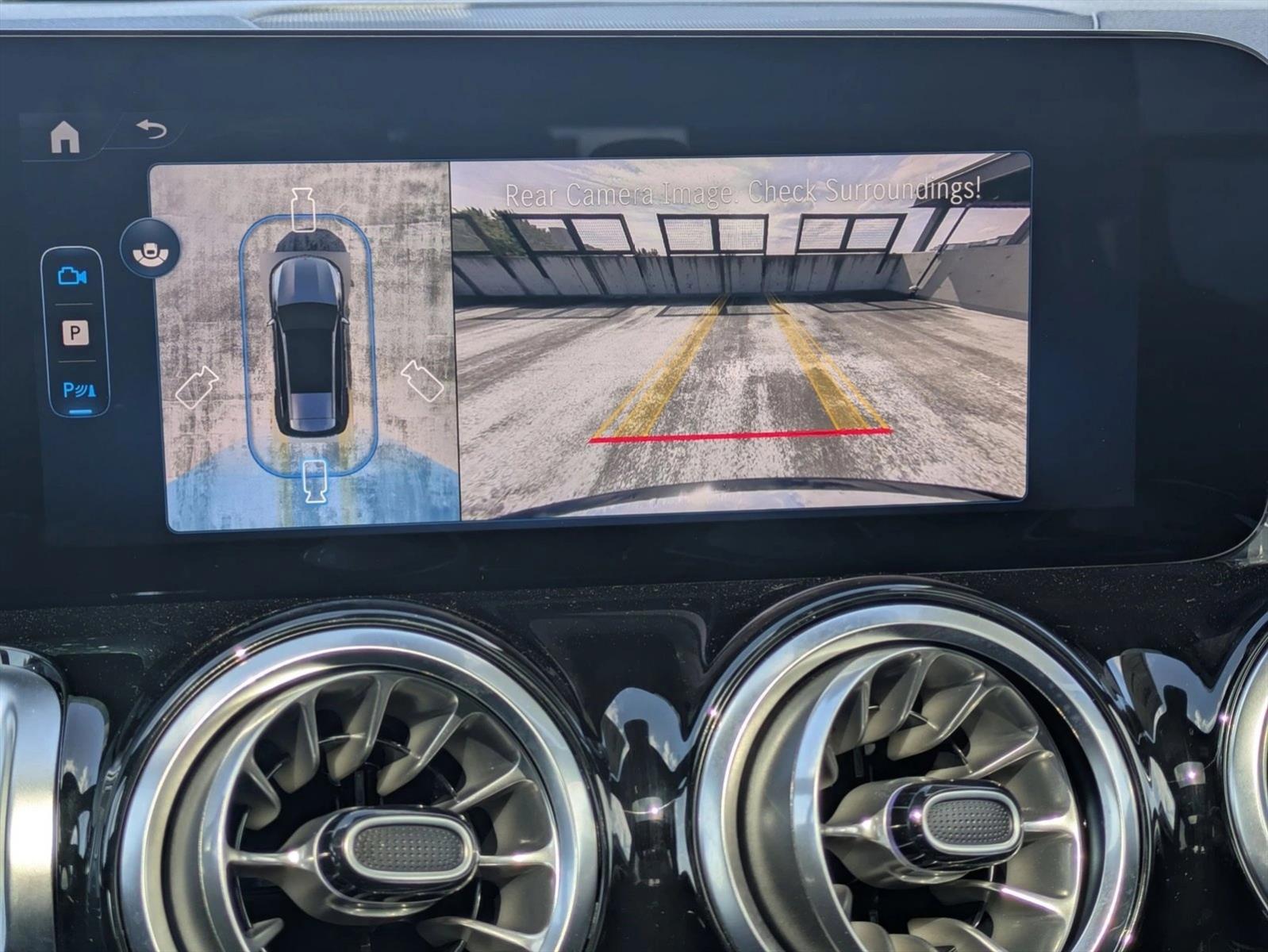 2026 Mercedes-Benz GLB GLB 250 - Photo 15