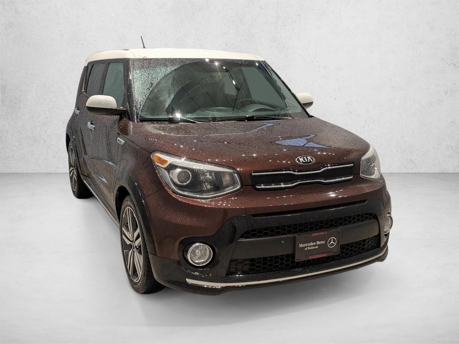 2017 Kia Soul Plus photo 3