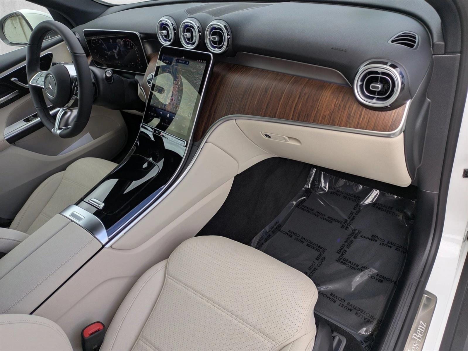 2026 Mercedes-Benz GLC Base - Photo 20
