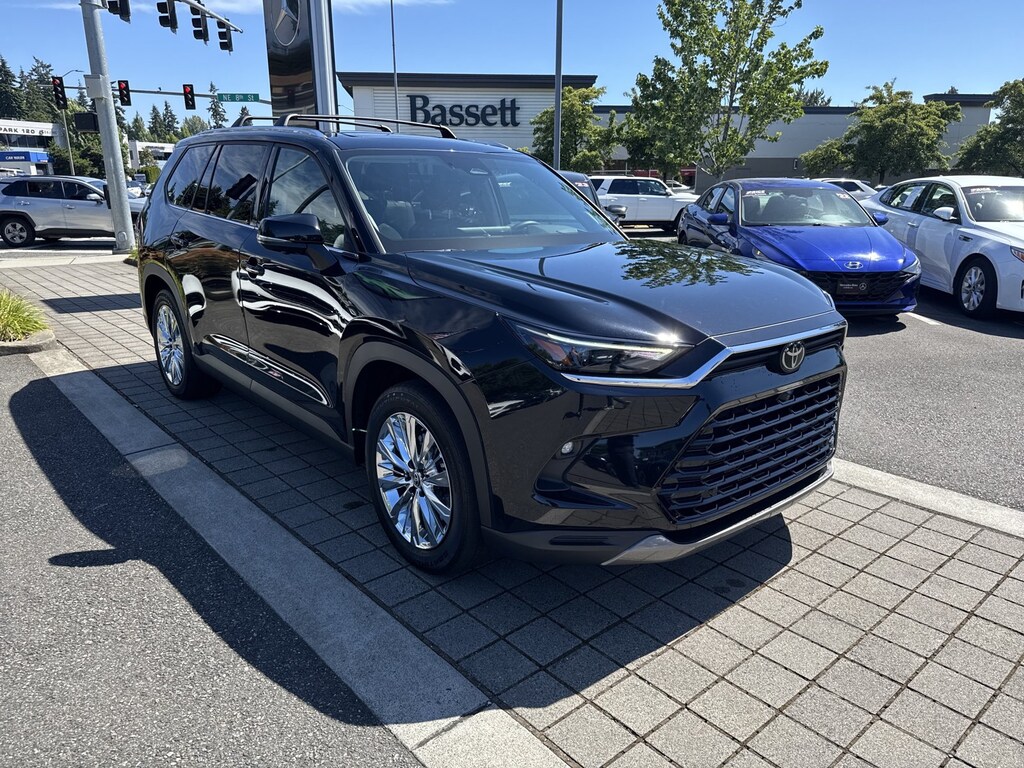 Used 2024 Toyota Grand Highlander Platinum SUV