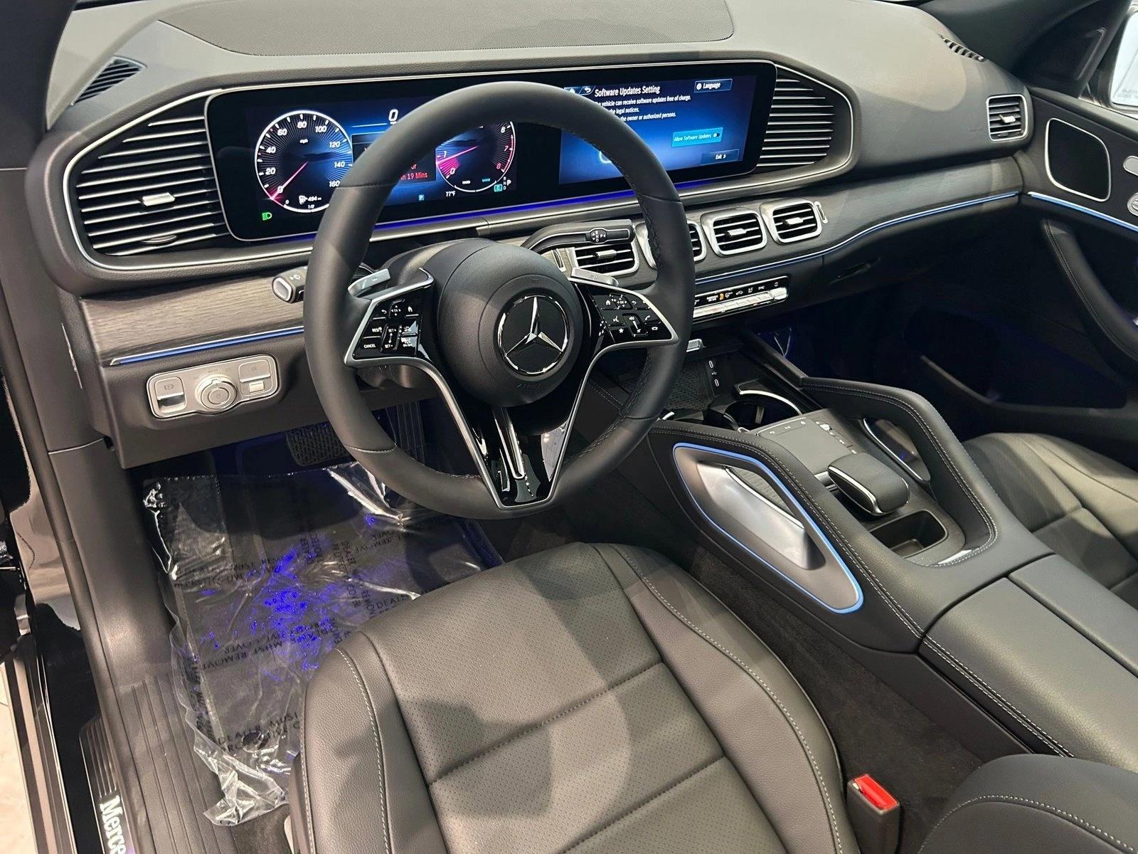 2025 Mercedes Benz GLE 350 4MATIC photo 3