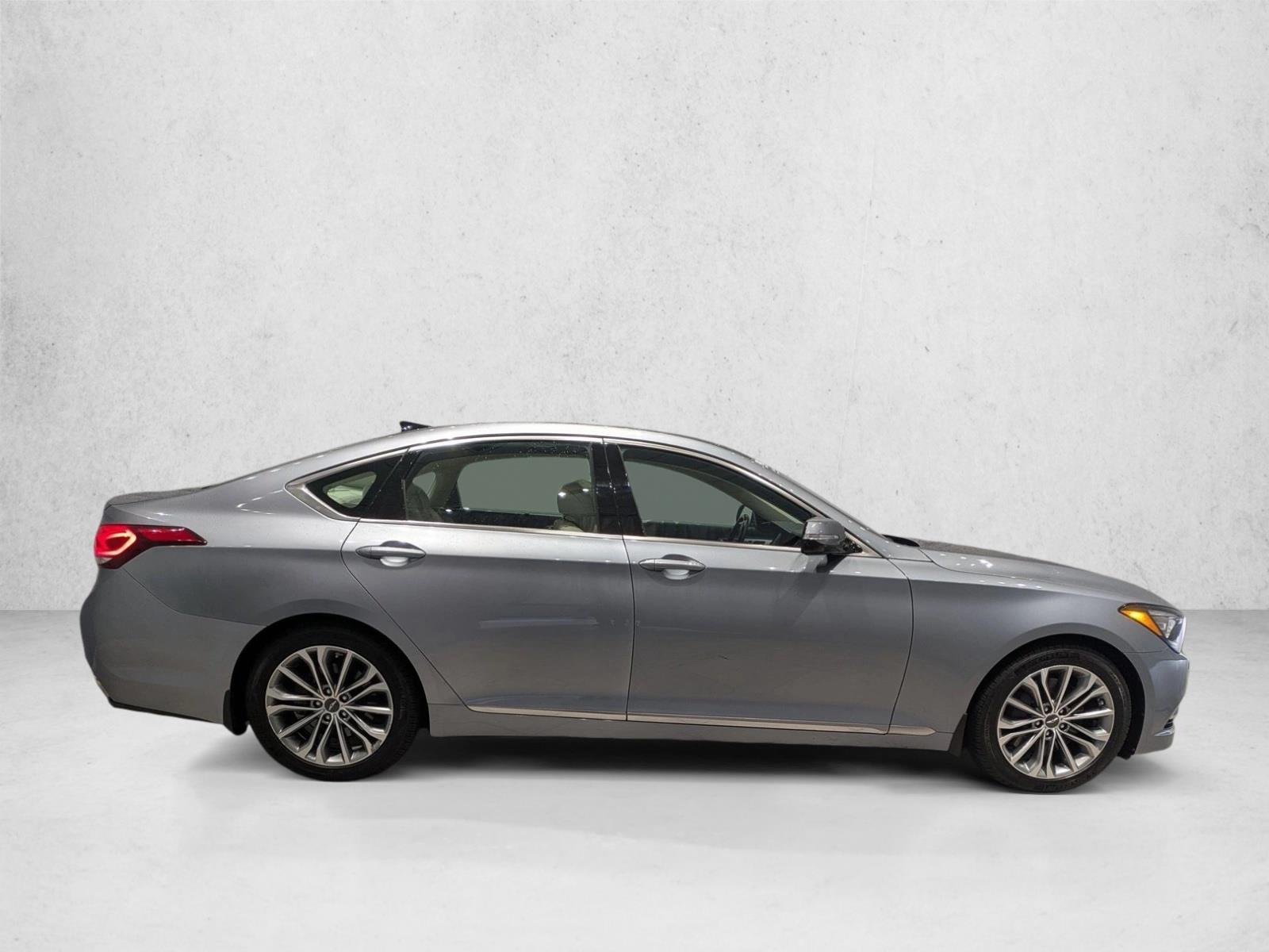 2017 Genesis G80 3.8 photo 4