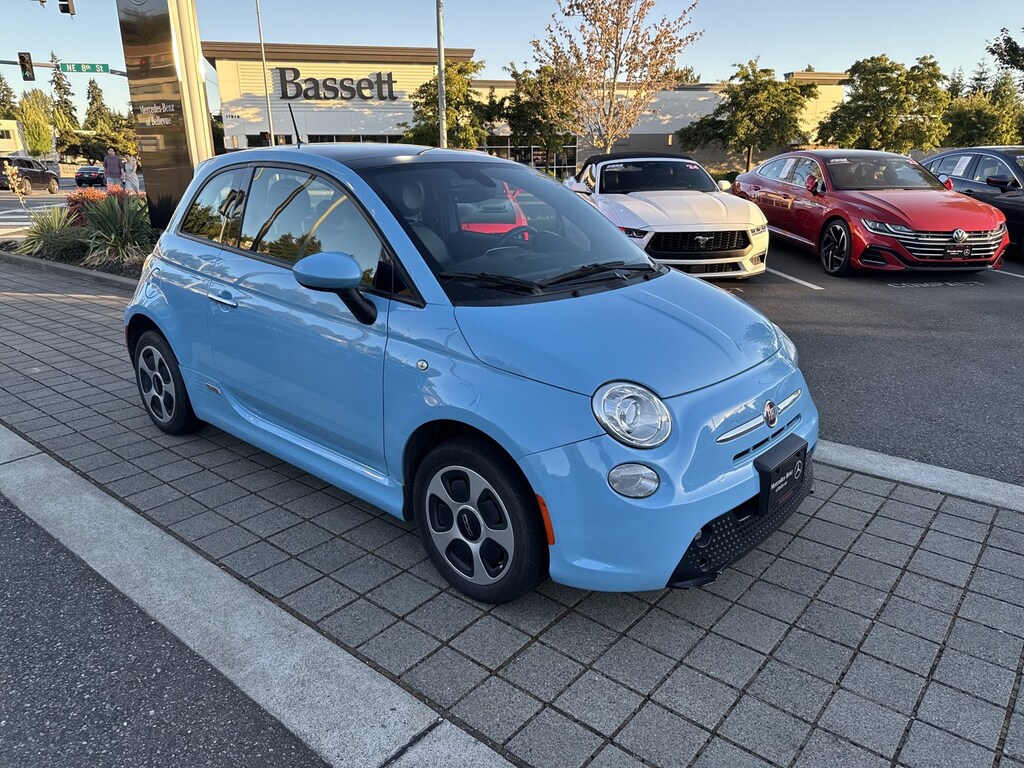 Used 2017 FIAT 500 Battery Electric Hatchback