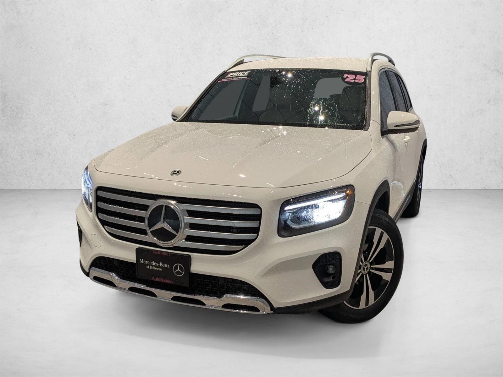2025 Mercedes-Benz GLB Base's photo